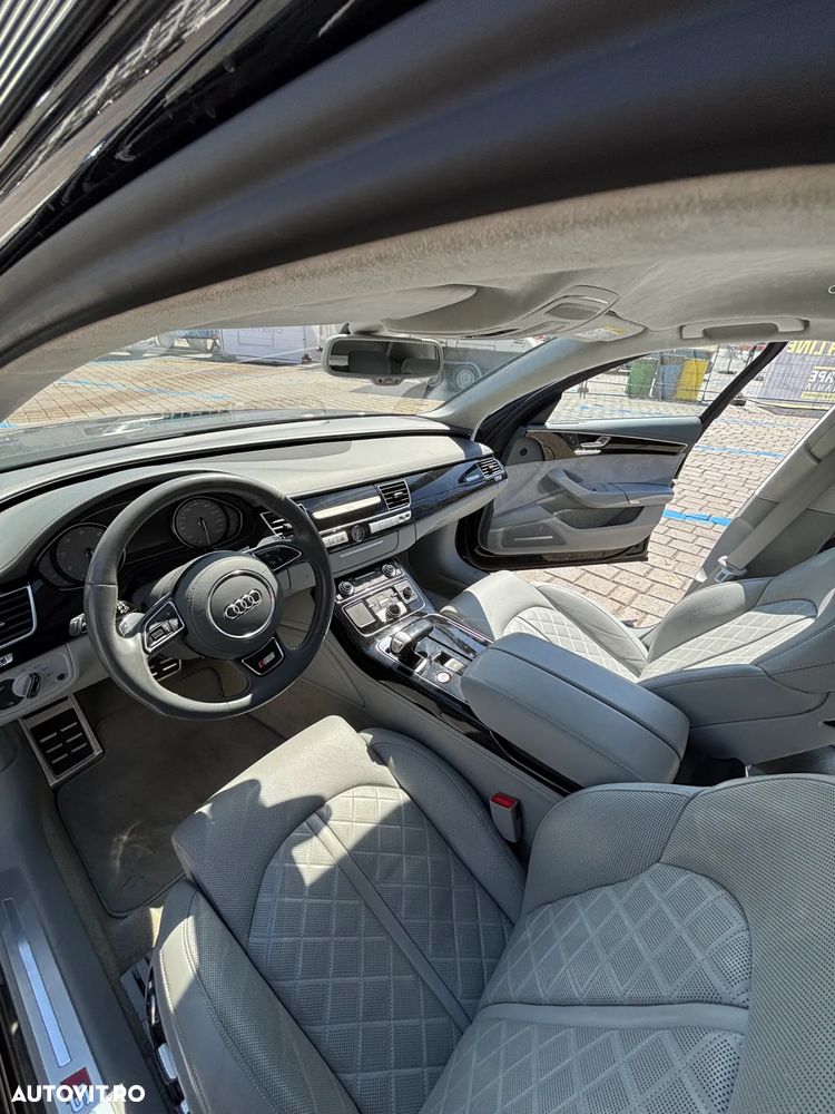 Audi S8 Plus 4.0 TFSI quattro Tiptronic - 5