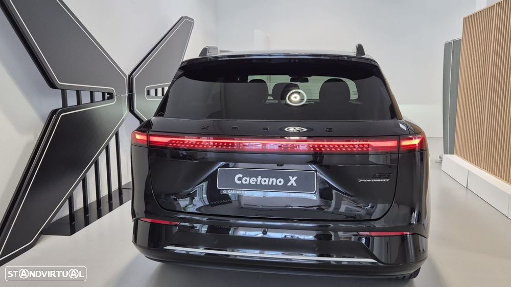 Xpeng G9 98 kWh AWD Performance - 4