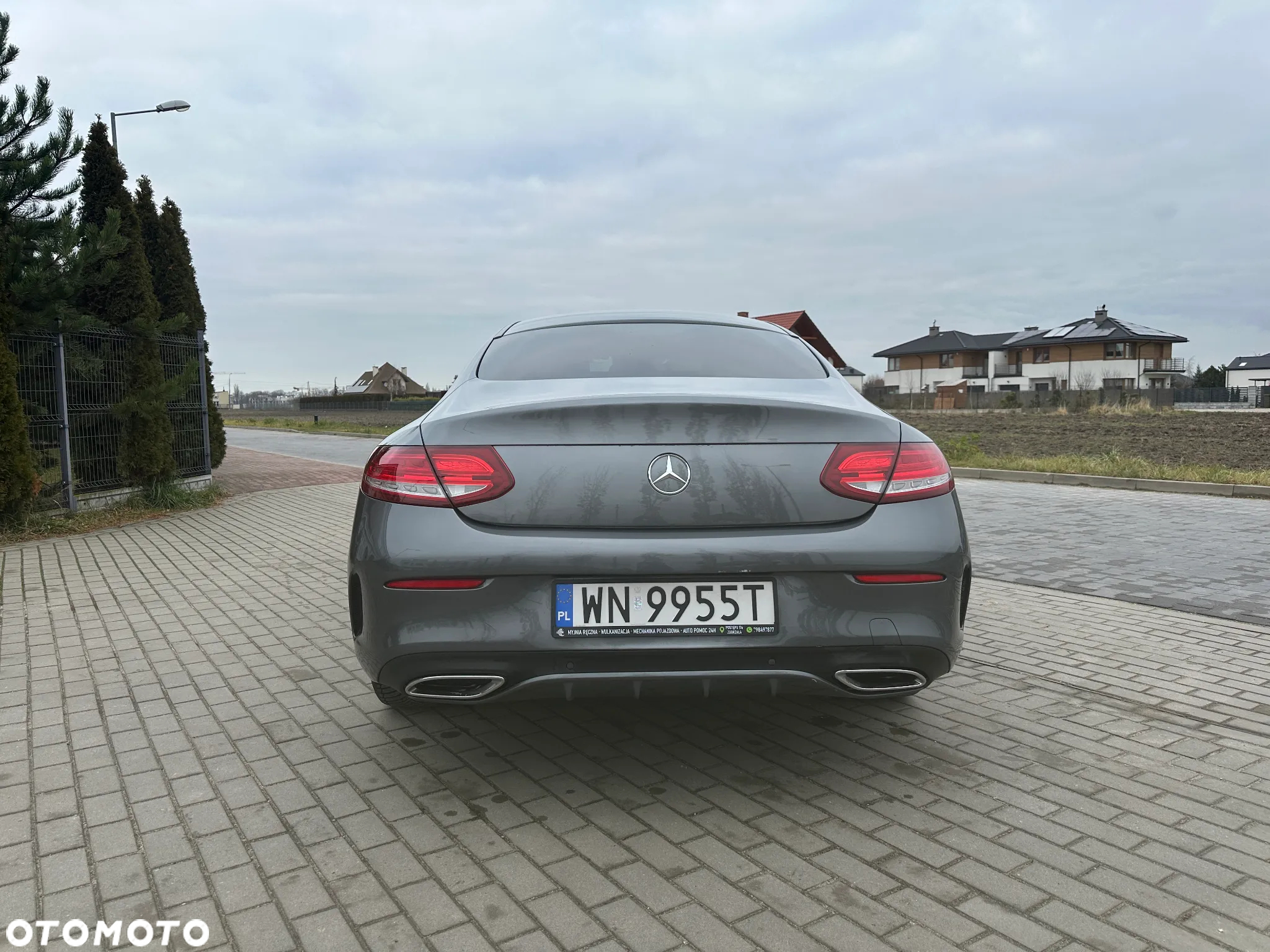 Mercedes-Benz Klasa C 220 d Coupe 9G-TRONIC AMG Line - 4