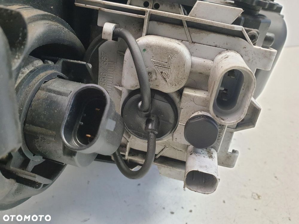 LAMPA PRAWA BMW E46 Compact XENON PRZEDNIA przód - 7