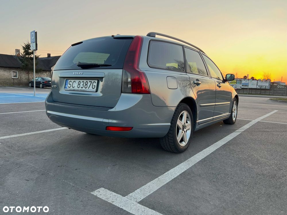Volvo V50 - 3