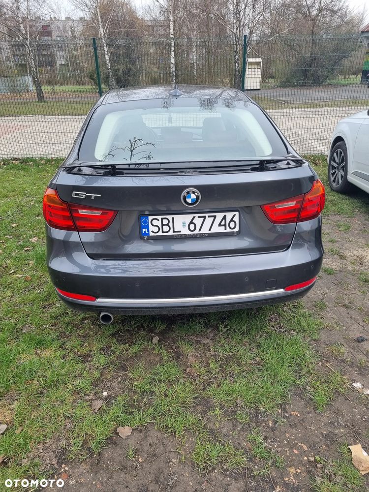 BMW 3GT 320d Luxury Line - 11