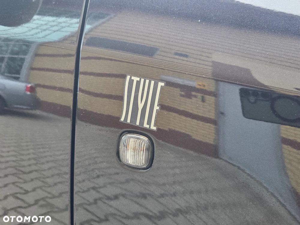 Skoda Fabia 1.2 TSI STYLE EDITION - 20