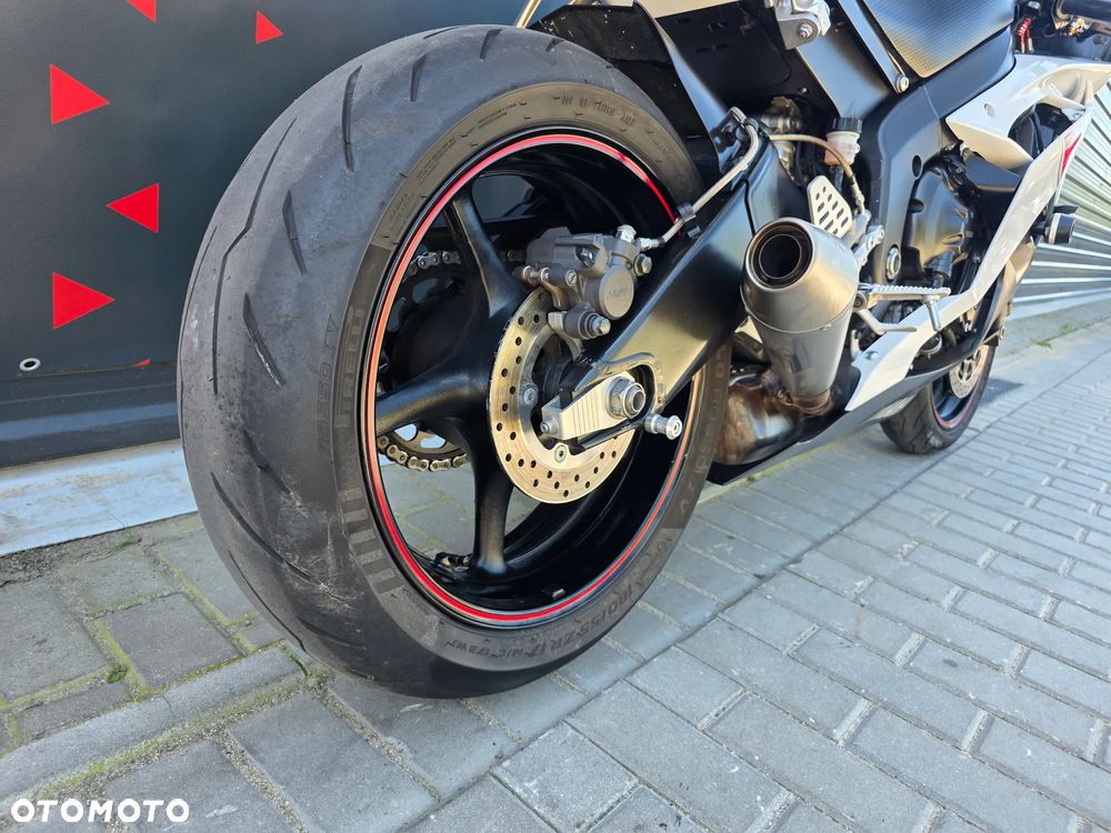Yamaha R6 - 9
