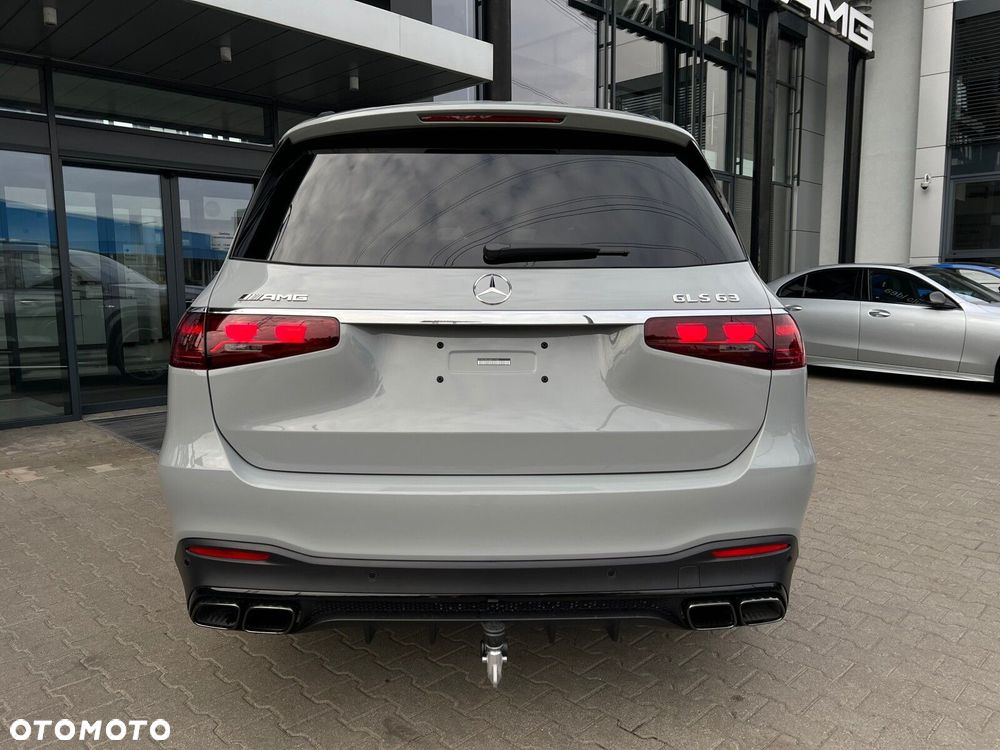 Mercedes-Benz GLS - 26