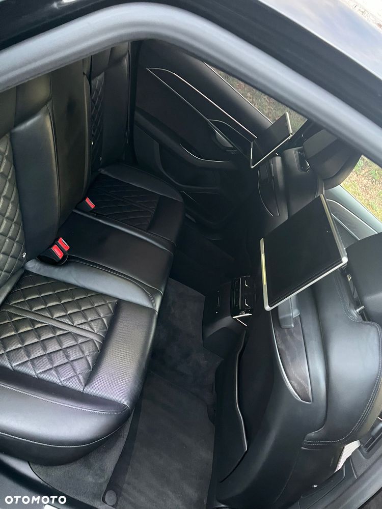 Audi A8 50 TDI quattro tiptronic - 16