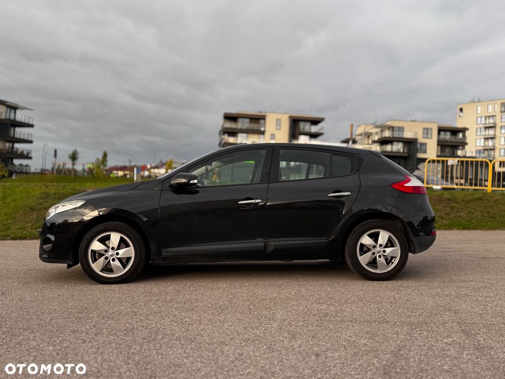 Renault Megane TCe 130 Dynamique - 2