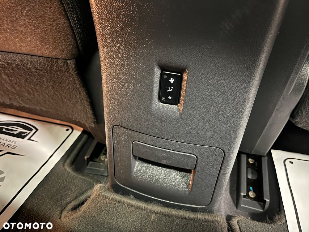 Renault Koleos 2.0 dCi FAP 4x4 Bose Edition - 26