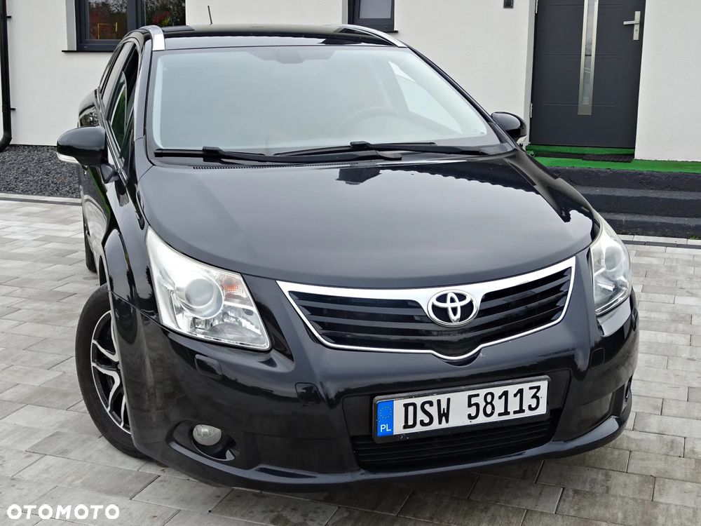 Toyota Avensis - 10
