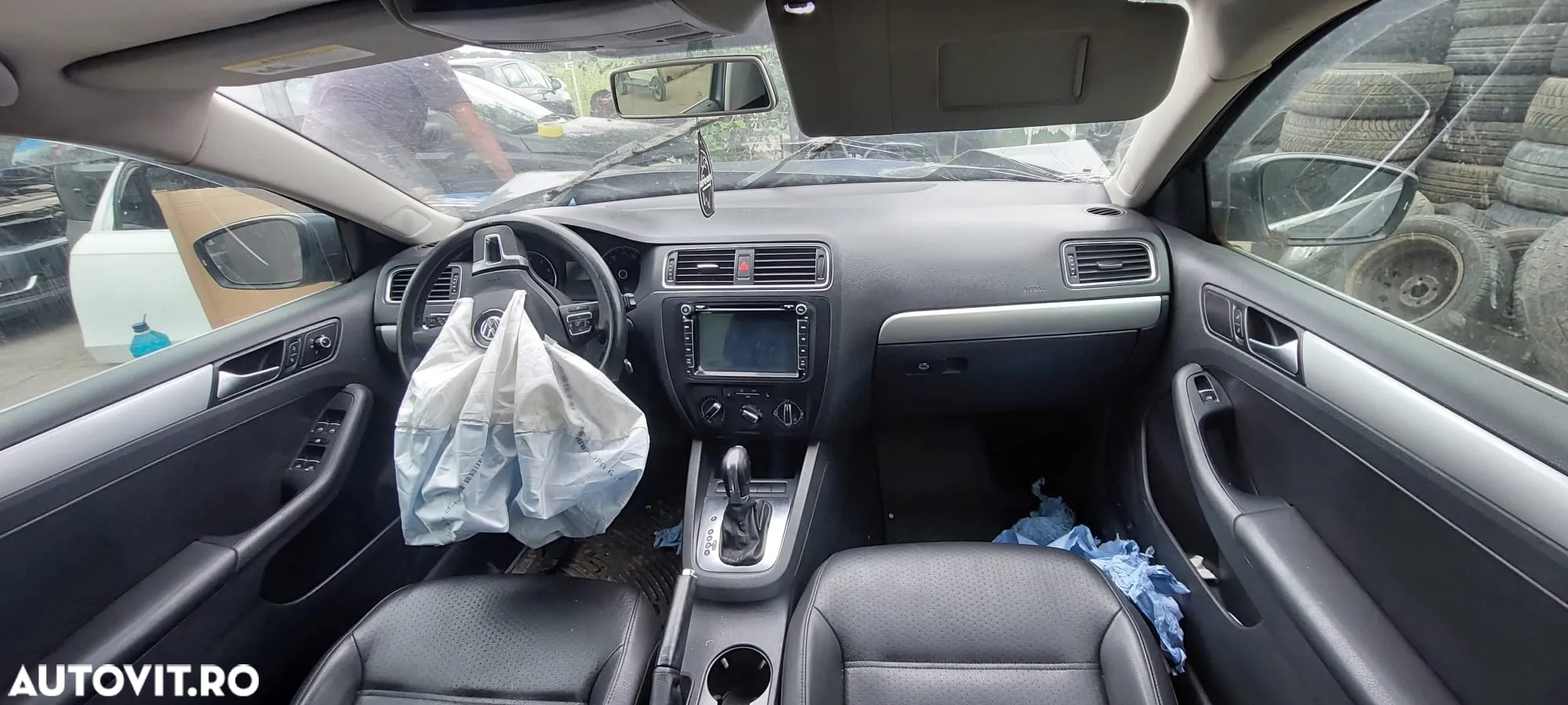 Dezmembrari Volkswagen Jetta 2014 2.5 V5 benzina - 3