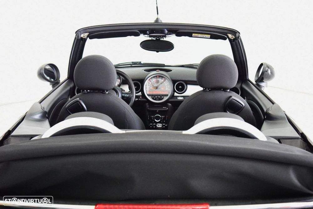 MINI 3 Portas - 24