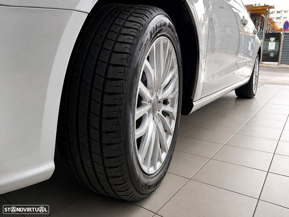 Audi A3 Sportback 1.6 TDI Design - 8
