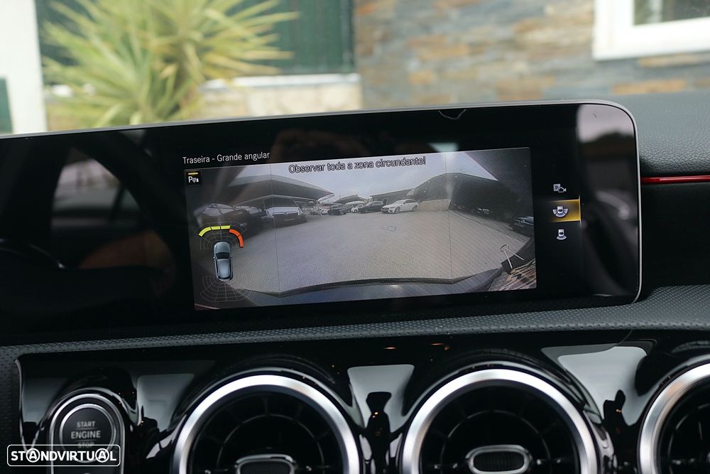 Mercedes-Benz A 160 d AMG Line - 18