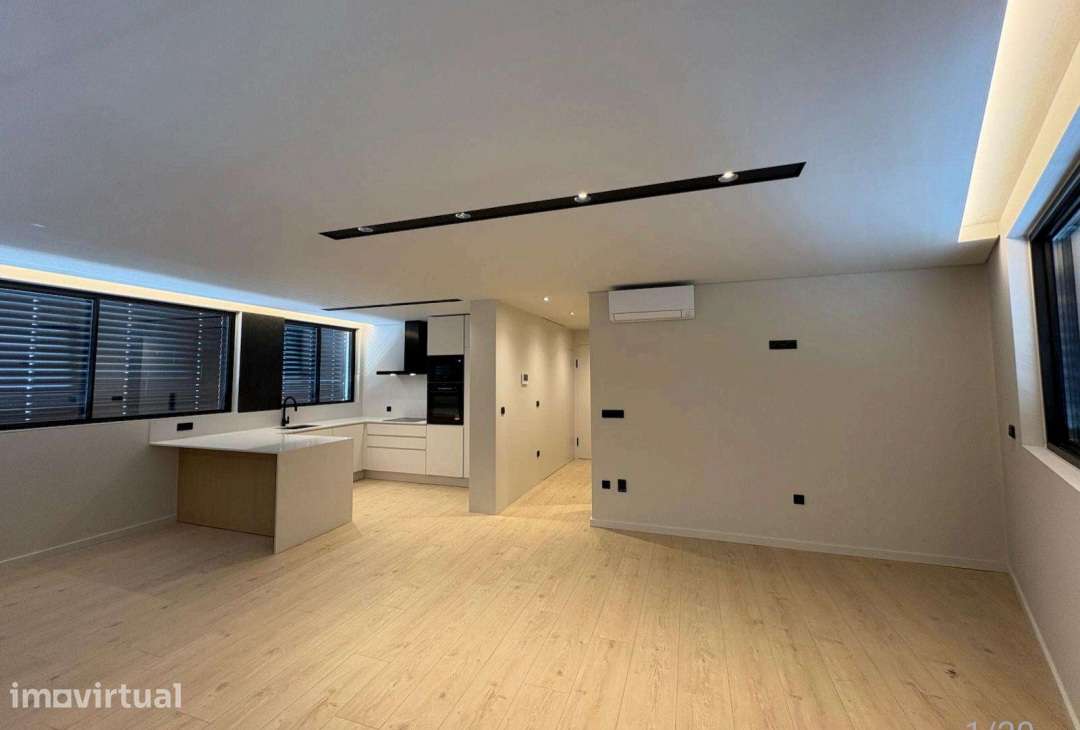 Excepcional, T1 com Terraço Novo S. Cosme Gondomar - Grande imagem: 2/11