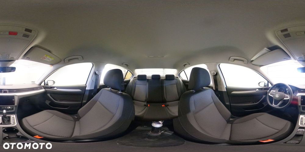 Volkswagen Passat 1.5 TSI EVO Essence DSG - 21