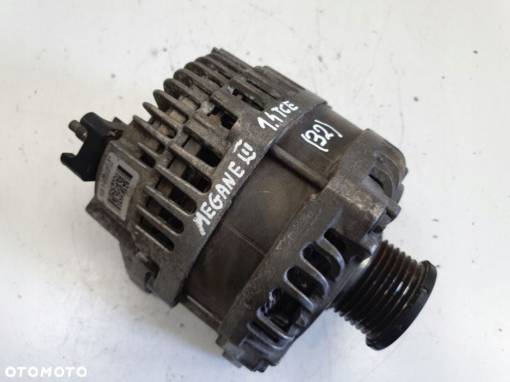 ALTERNATOR Renault Megane III 1.4 TCe _ 231000024R Alternator Oryginał - 1