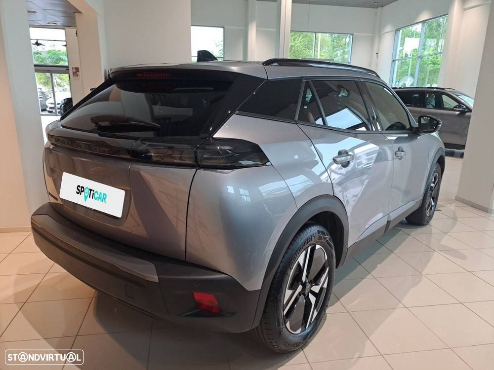 Peugeot 2008 - 4