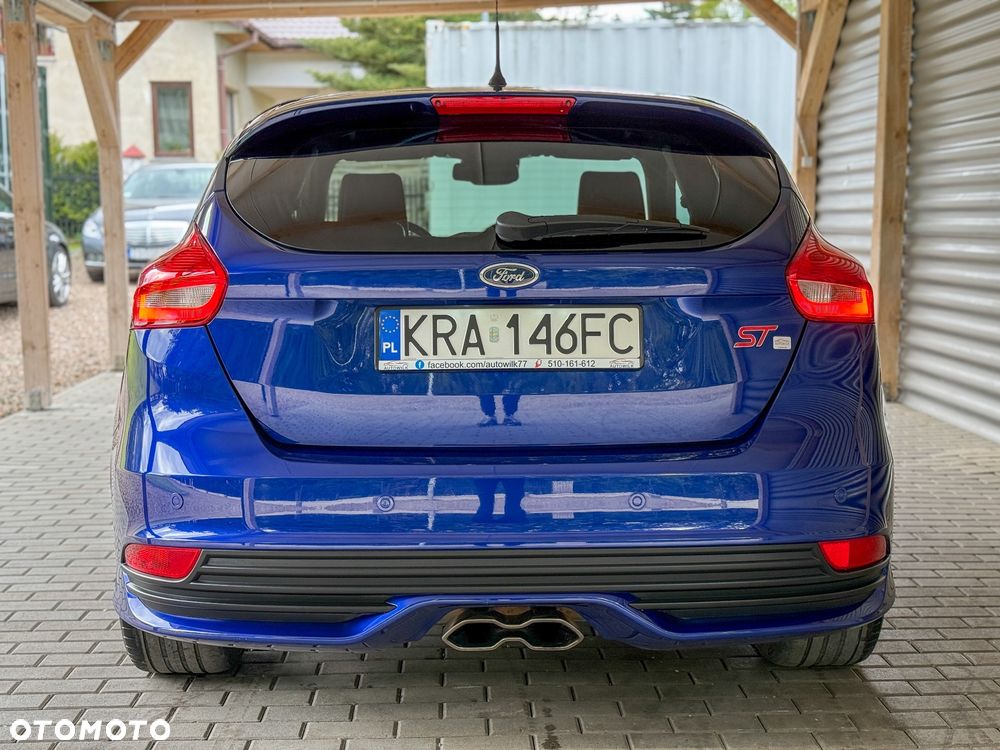 Ford Focus 2.0 EcoBoost ST mit Leder-Sport-Paket - 22