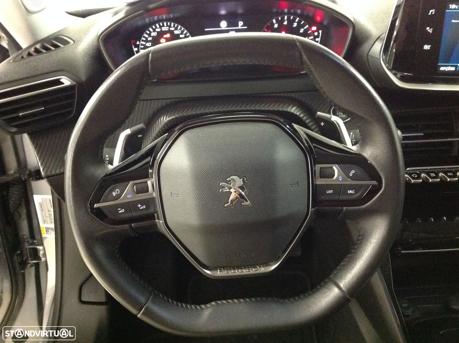 Peugeot 2008 1.2 PureTech Allure EAT8 - 45