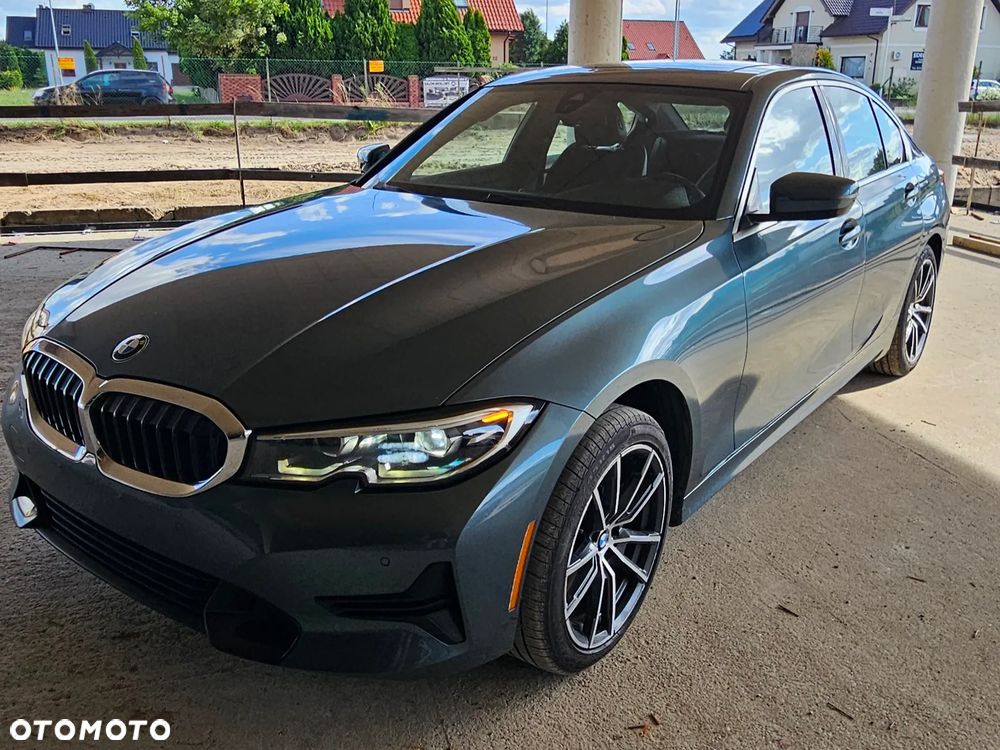 BMW Seria 3 330i Sport Line - 16