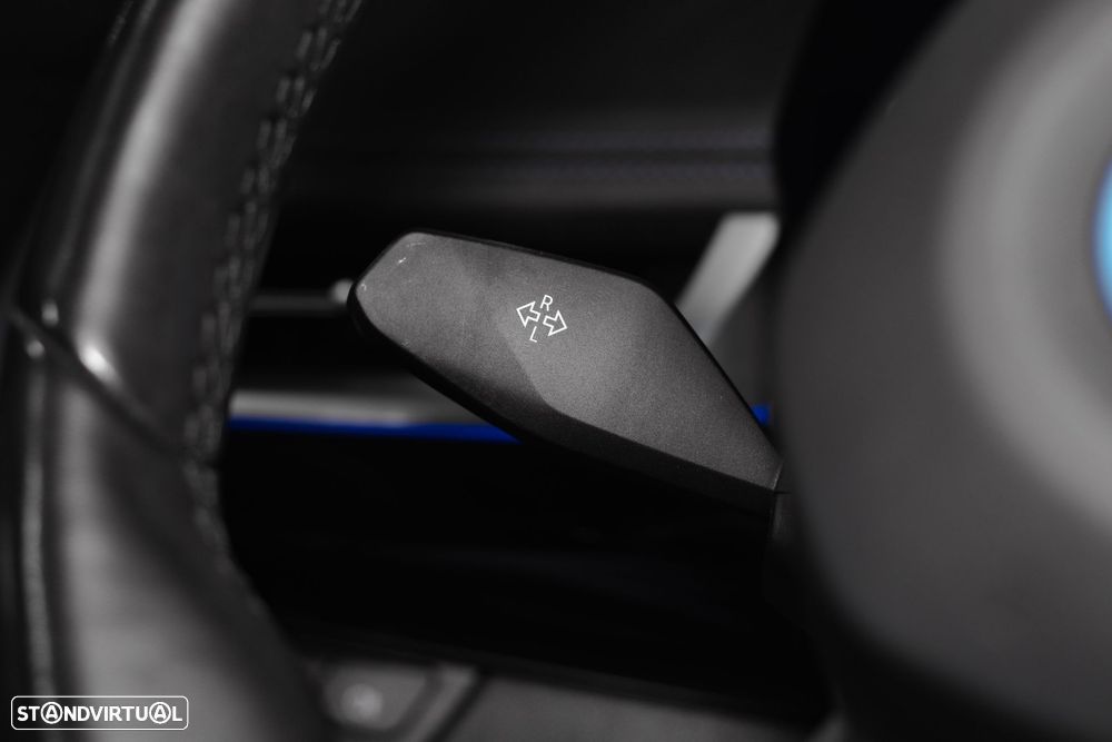 BMW X1 xDrive25e Pack Desportivo M - 9