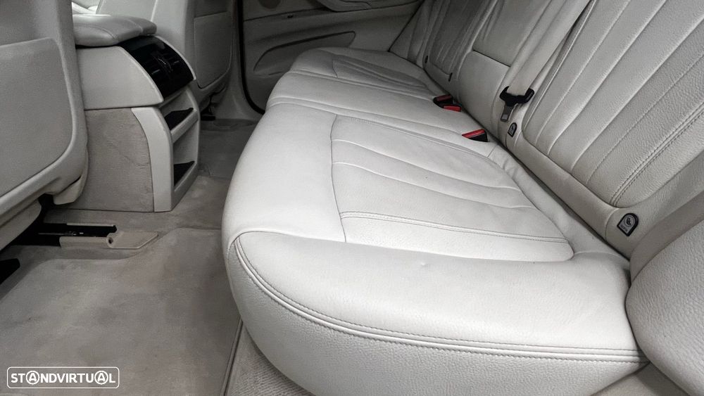 BMW X5 40 d xDrive Pack M - 31