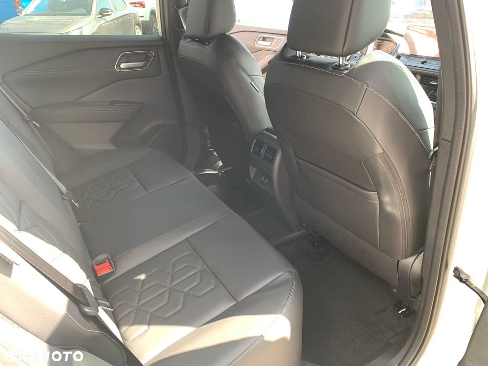 Nissan Qashqai 1.3 DIG-T MHEV Tekna Xtronic - 11