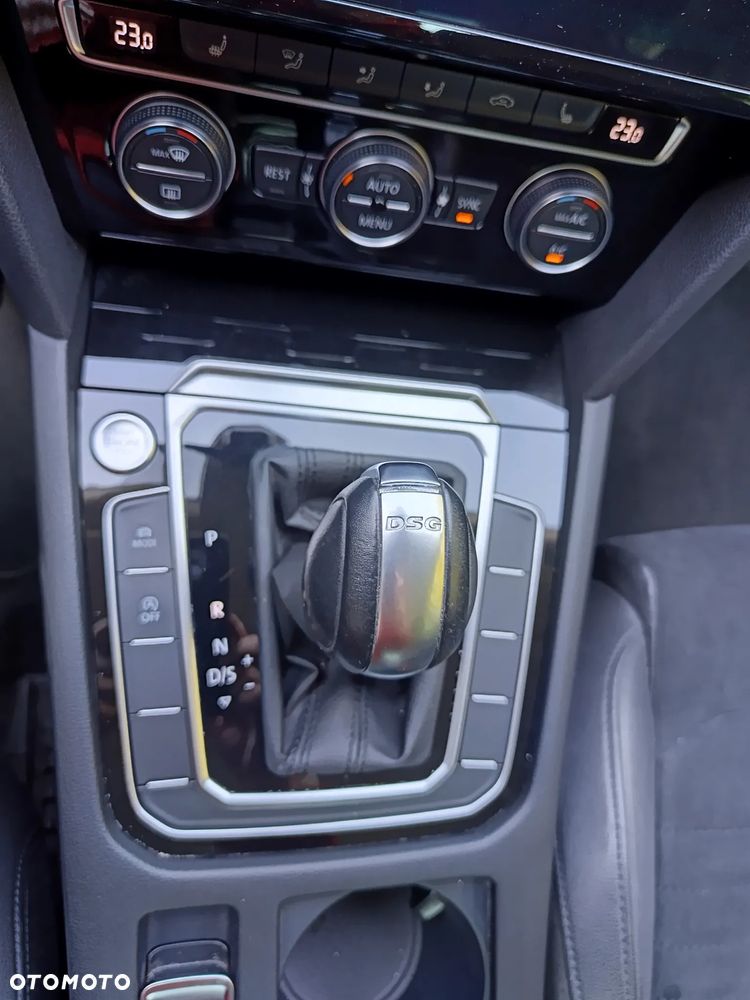 Volkswagen Passat 1.8 TSI BMT Comfortline DSG - 36