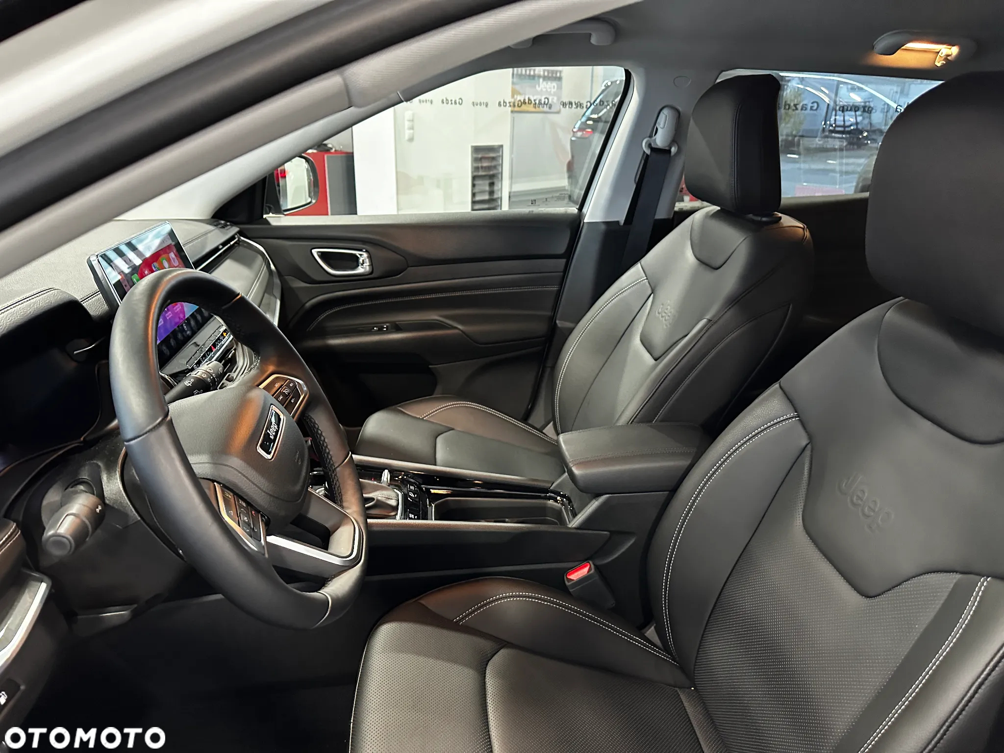 Jeep Compass - 9