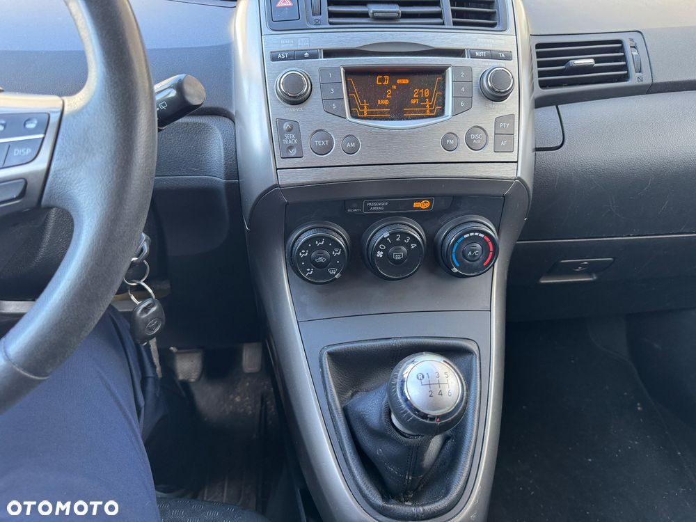Toyota Verso 1.6 7-Sitzer Comfort - 15