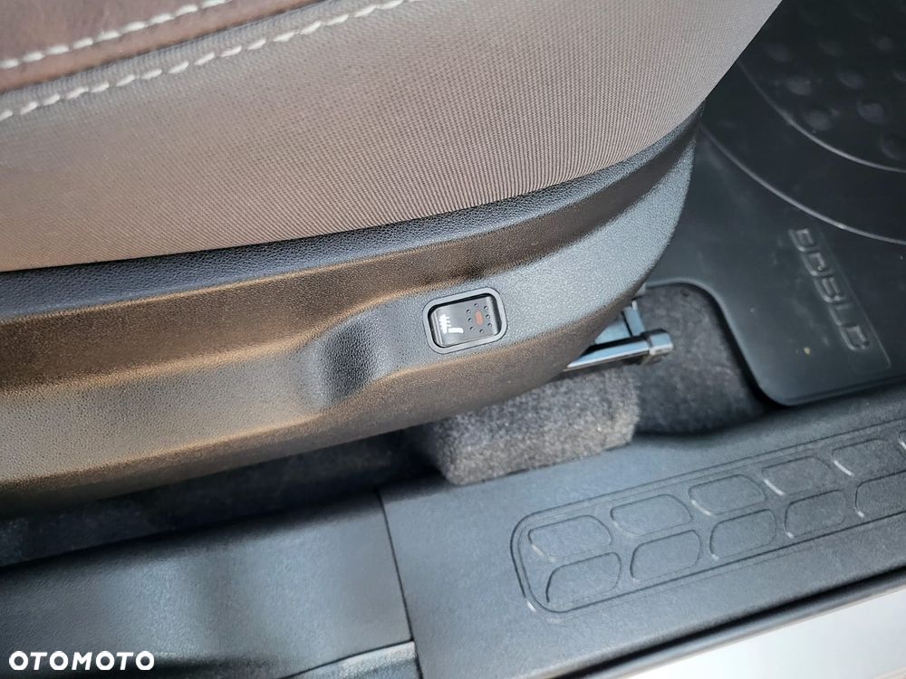 Fiat Doblo - 12