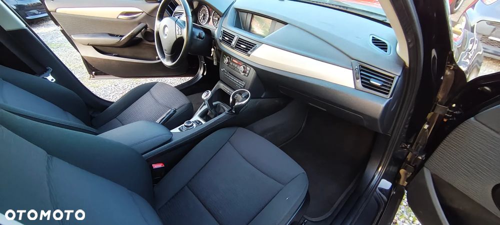 BMW X1 sDrive18d - 11