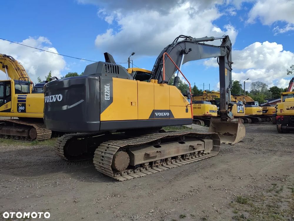 Volvo EC 220 EL - 4