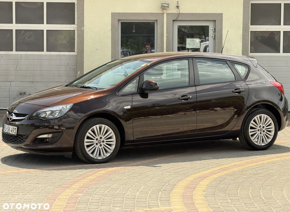 Opel Astra 1.6 Cosmo - 3