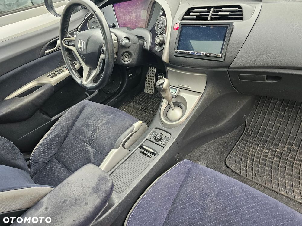 Honda Civic - 9