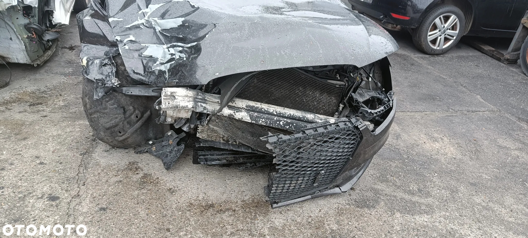 Audi A4 2.0 TDI Design - 10