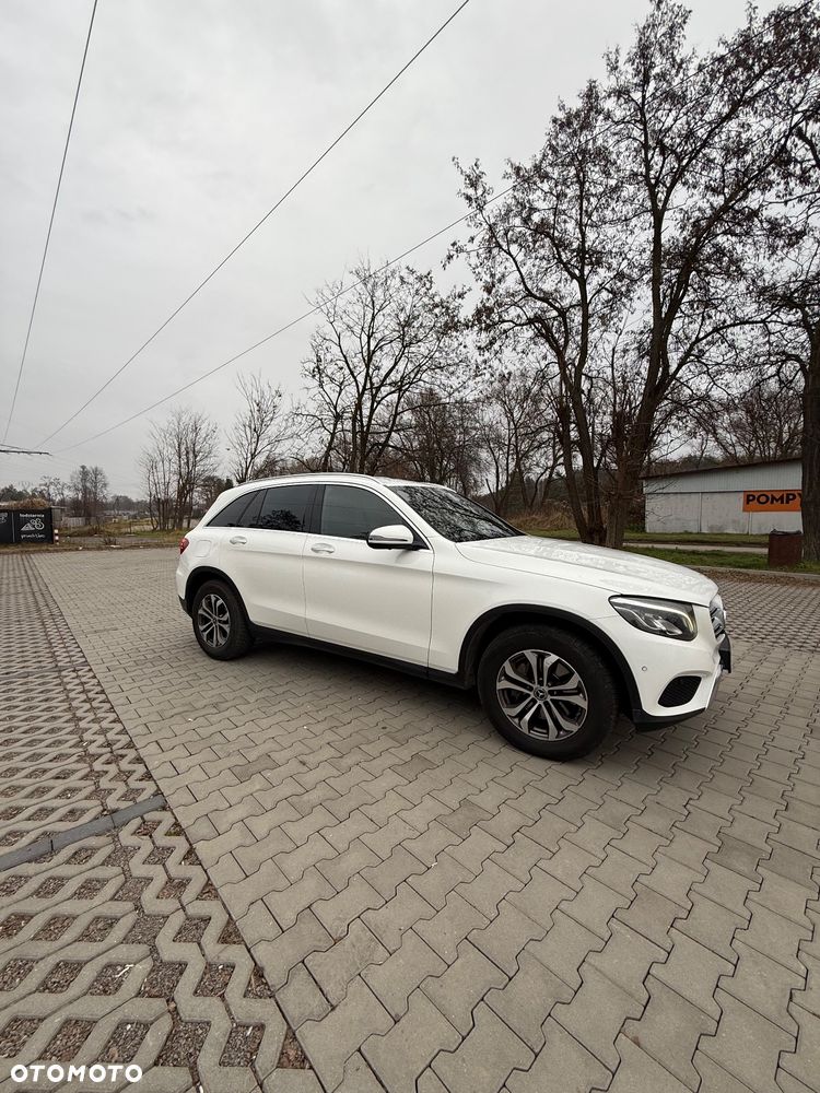 Mercedes-Benz GLC - 11