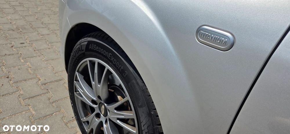 Ford Focus 2.0 16V Titanium - 7