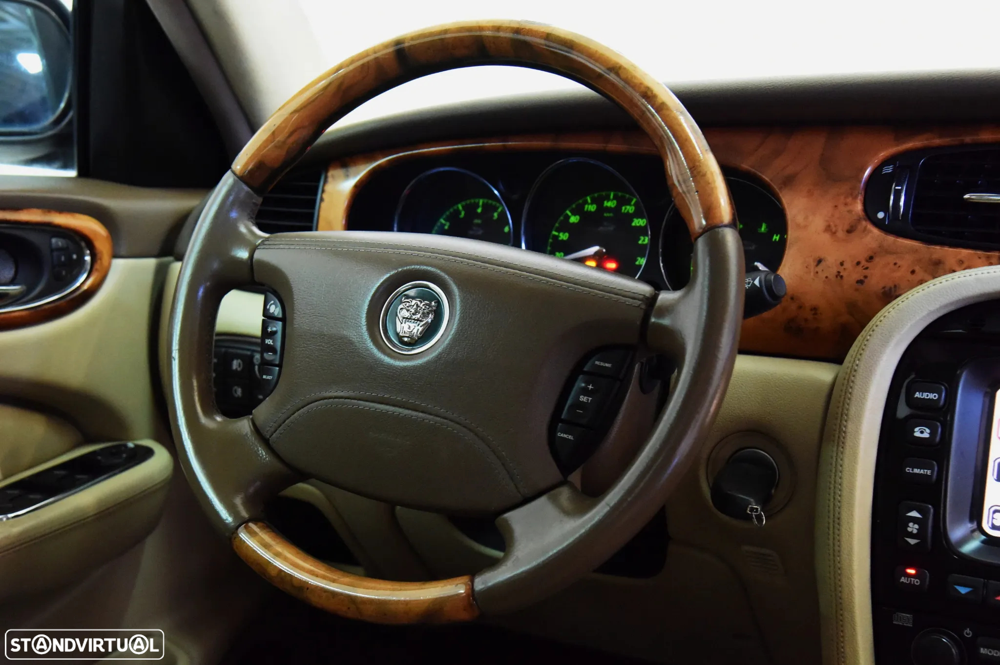 Jaguar XJ XJ6 2.7 D V6 Executive - 15