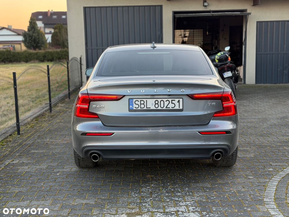 Volvo S60 T5 Momentum Pro - 6