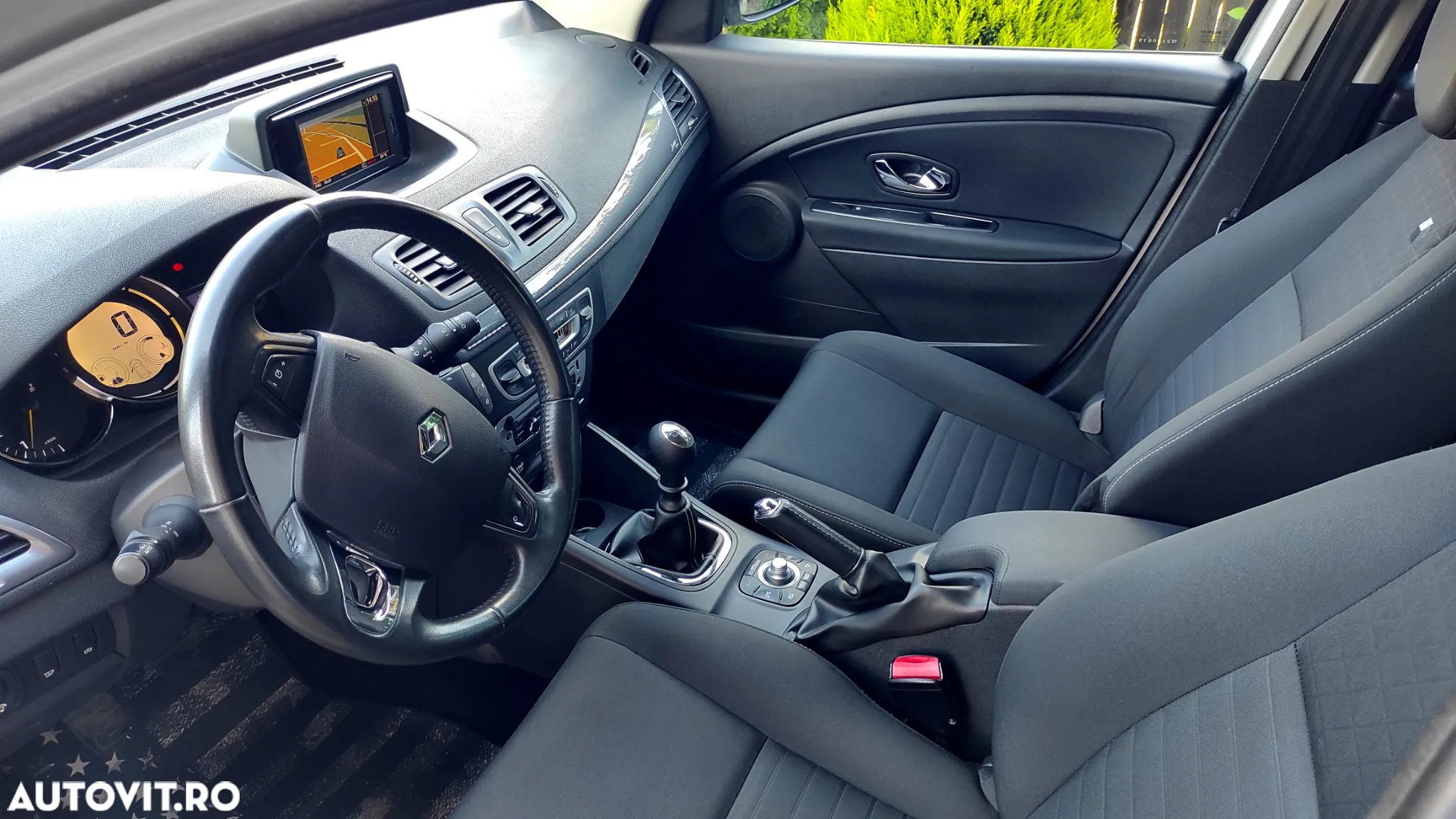 Renault Megane dCi 110 FAP LIMITED - 6