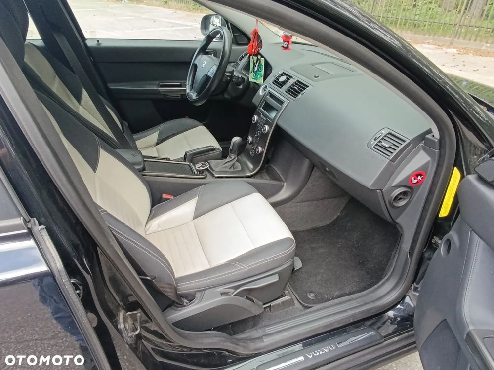 Volvo V50 D5 R-Design Kinetic - 15
