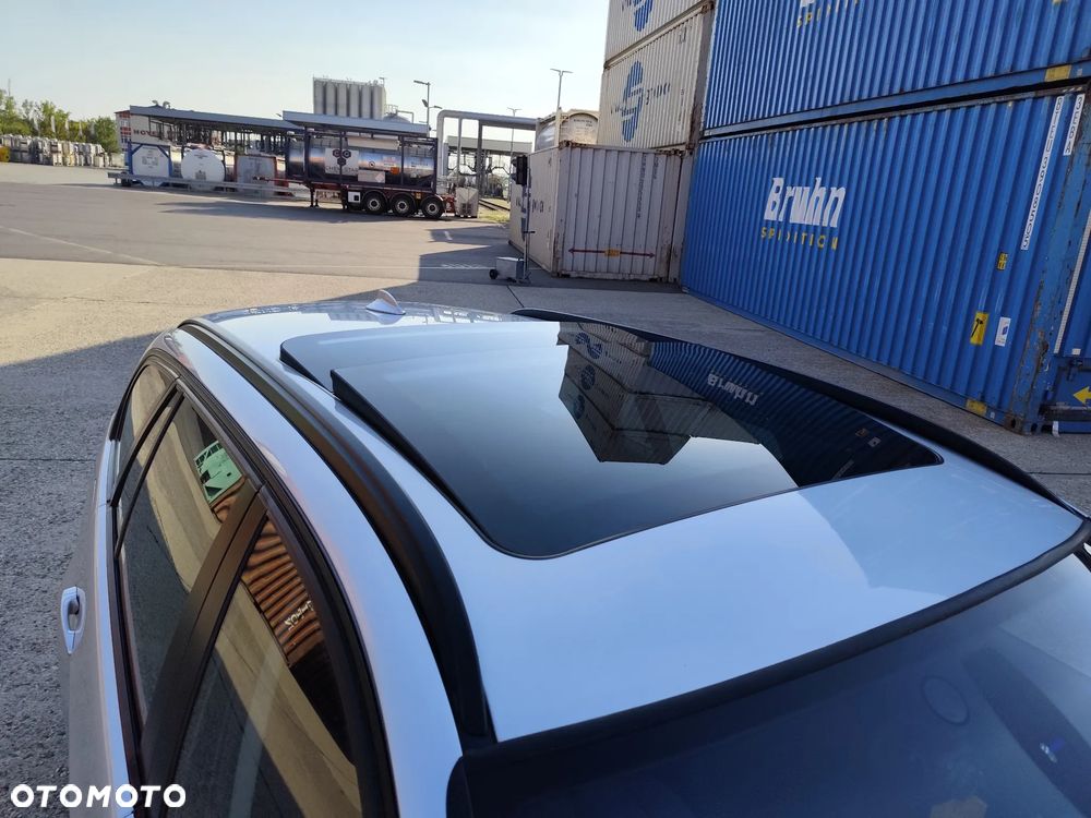 BMW Seria 3 318d DPF Edition Sport - 11