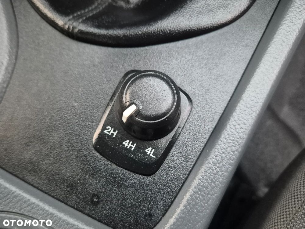 Ford Ranger 2.2 TDCi 4x4 DC XLT - 16