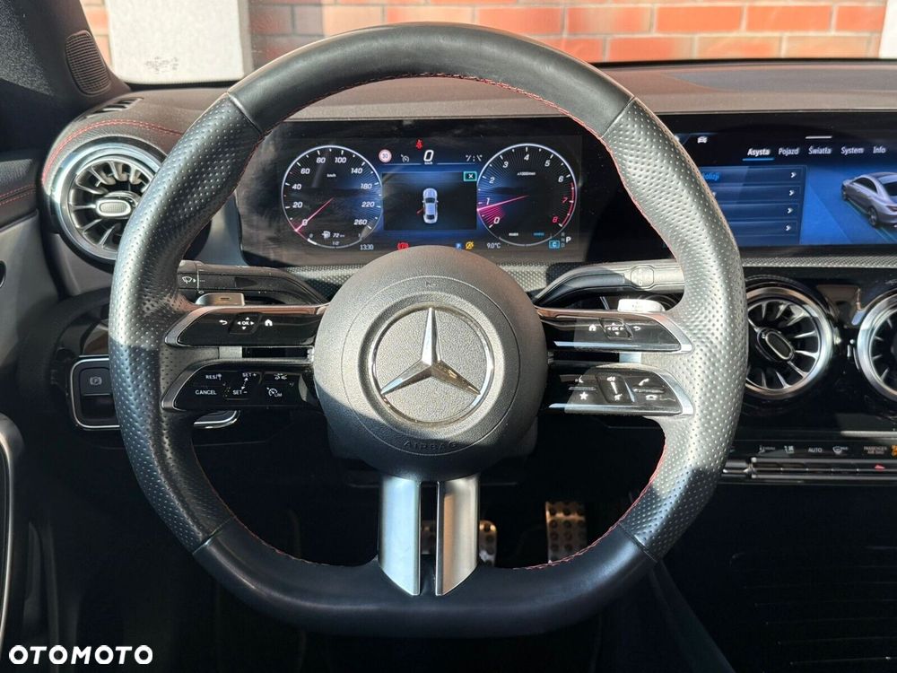 Mercedes-Benz CLA - 14