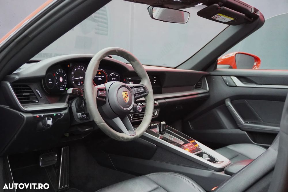 Porsche 911 Carrera PDK - 14