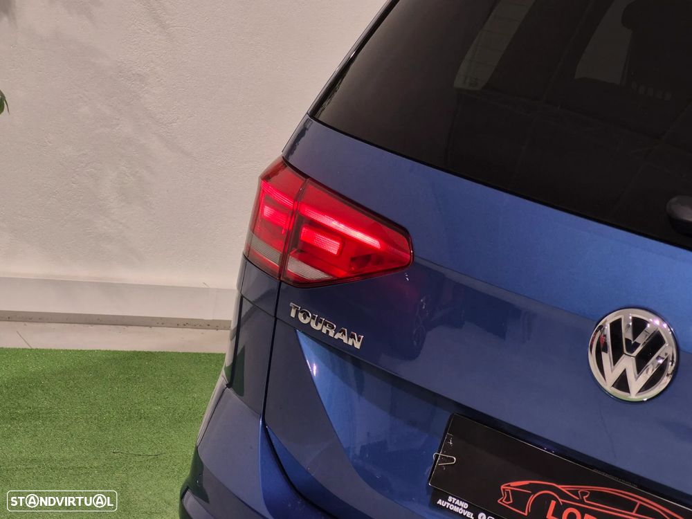 VW Touran 1.6 TDI Highline DSG - 8