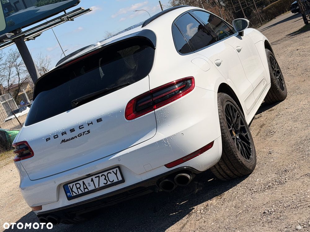 Porsche Macan - 10