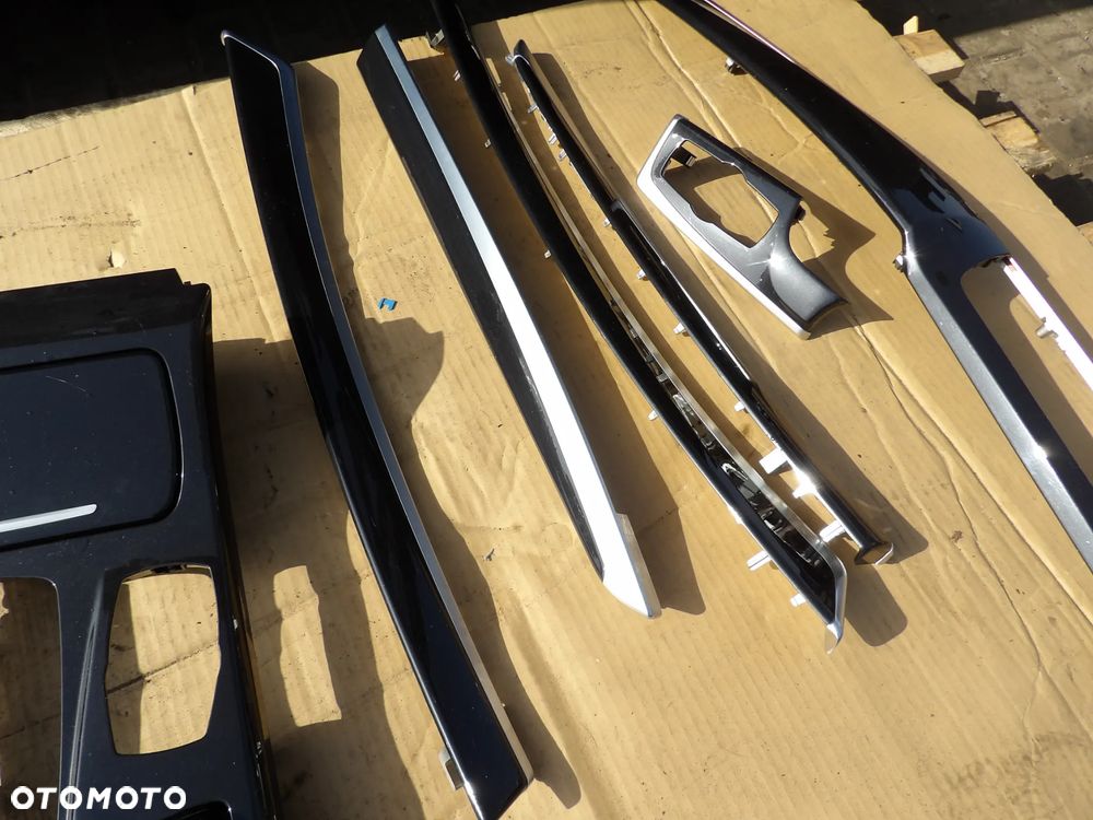 BMW - F11 - KOMPLET DEKORÓW - LISTWY OZDOBNE - EUROPA - AUTOMAT - 9206401  920921  9166644  9166649  9171782  9171779  9171780  9171781 - 3