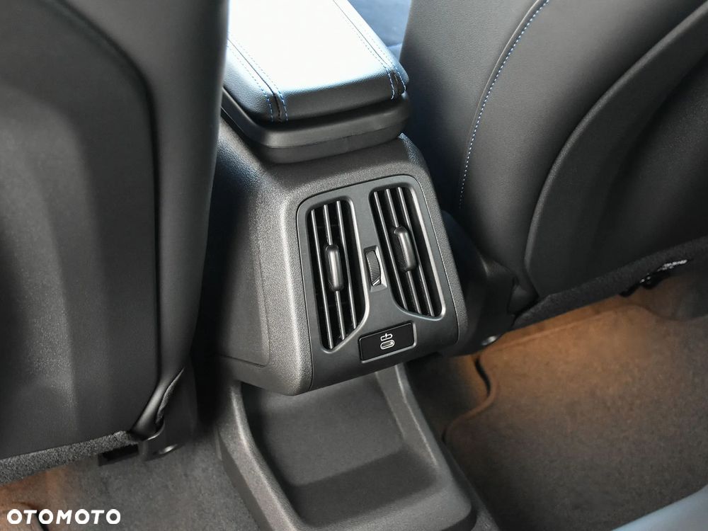 BMW X2 sDrive18d - 32